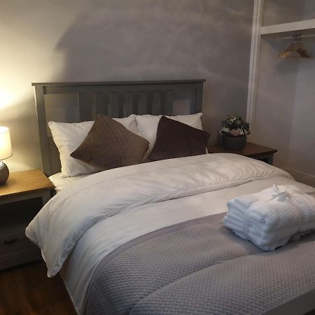 Bed and Breakfast Arsenal Highbury & Islington Beautifully Presented Лондон Экстерьер фото